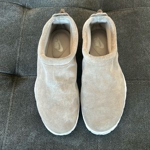 2016 NIKE ACG moc slip-on retro size 7M/8.5W